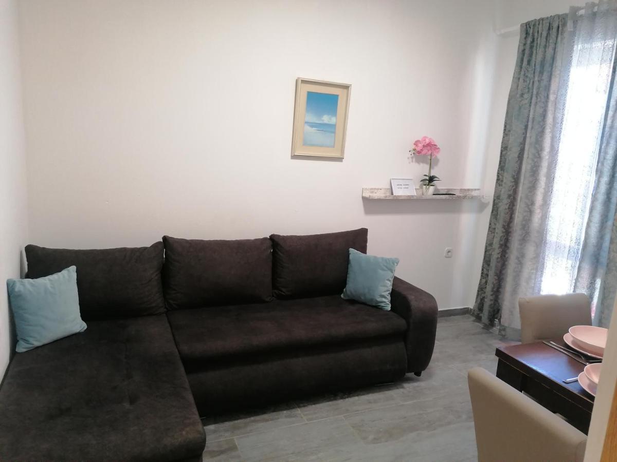 Apartments Njivice Ngoại thất bức ảnh